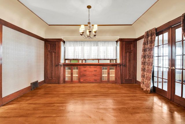 1828 N 55th STREET, Milwaukee, WI 53208