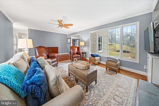 9 RAVEN LN, Kennett Square, PA 19348