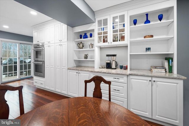 9 RAVEN LN, Kennett Square, PA 19348