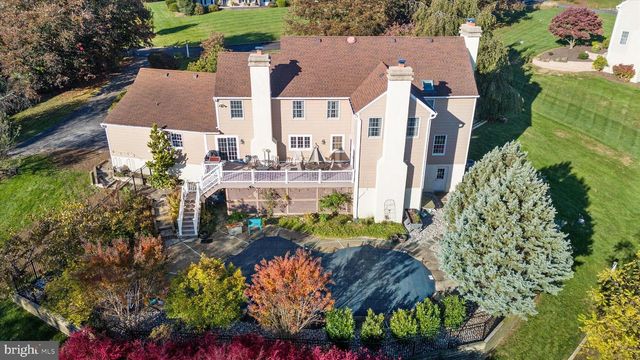 9 RAVEN LN, Kennett Square, PA 19348