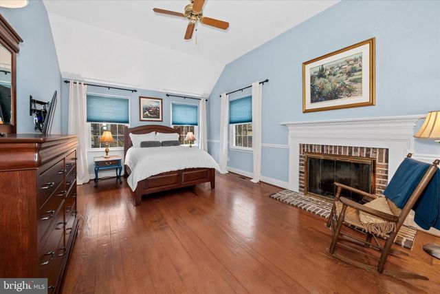 9 RAVEN LN, Kennett Square, PA 19348