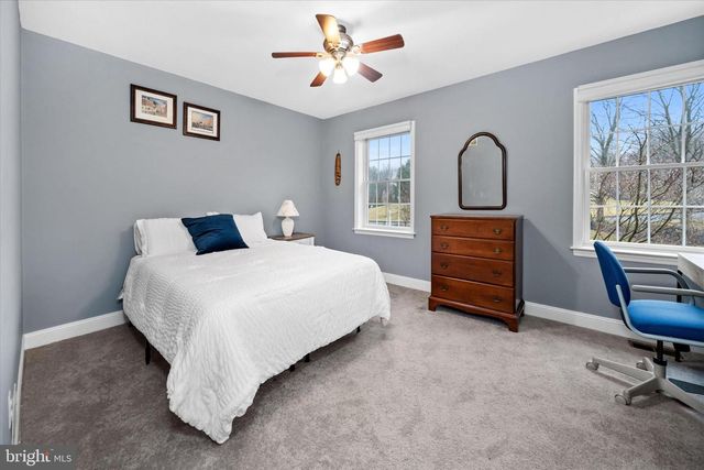 9 RAVEN LN, Kennett Square, PA 19348