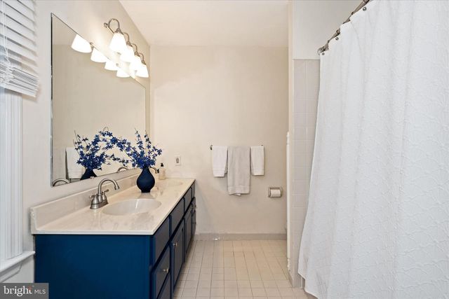 9 RAVEN LN, Kennett Square, PA 19348