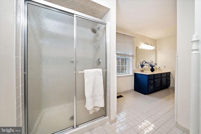 9 RAVEN LN, Kennett Square, PA 19348