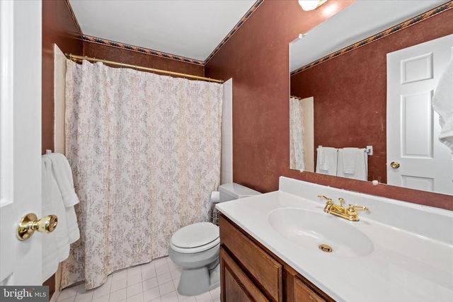 9 RAVEN LN, Kennett Square, PA 19348