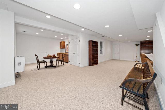 9 RAVEN LN, Kennett Square, PA 19348