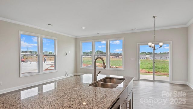 313 Lagoon Road, Fletcher, NC 28732