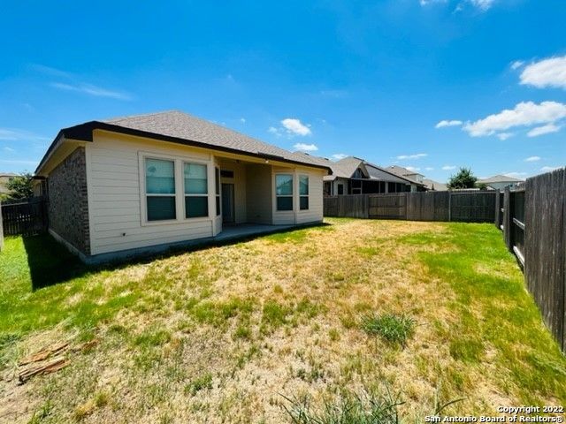 8221 DUBLIN FRST, San Antonio, TX 78253