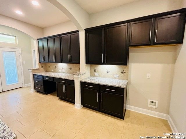 8221 DUBLIN FRST, San Antonio, TX 78253