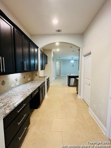 8221 DUBLIN FRST, San Antonio, TX 78253