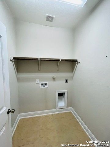 8221 DUBLIN FRST, San Antonio, TX 78253