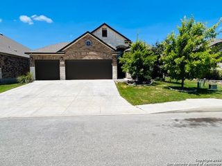 8221 DUBLIN FRST, San Antonio, TX 78253