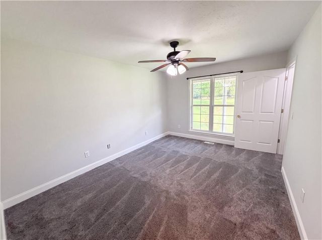 98 Eb Road, Cleveland, GA 30528