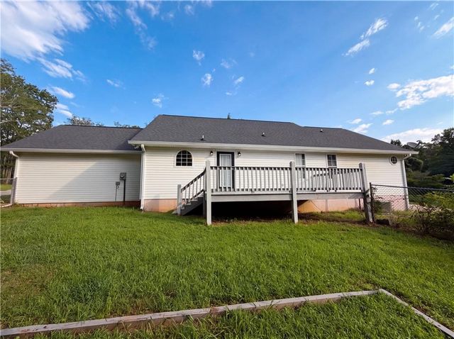 98 Eb Road, Cleveland, GA 30528