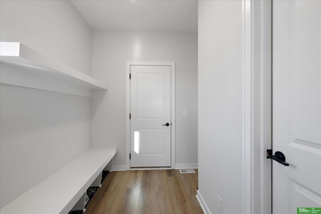 17605 Potter Street, Bennington, NE 68007