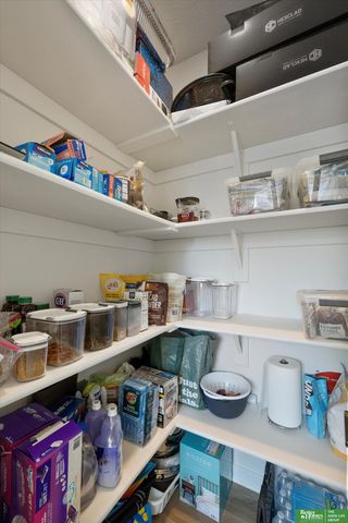 17605 Potter Street, Bennington, NE 68007