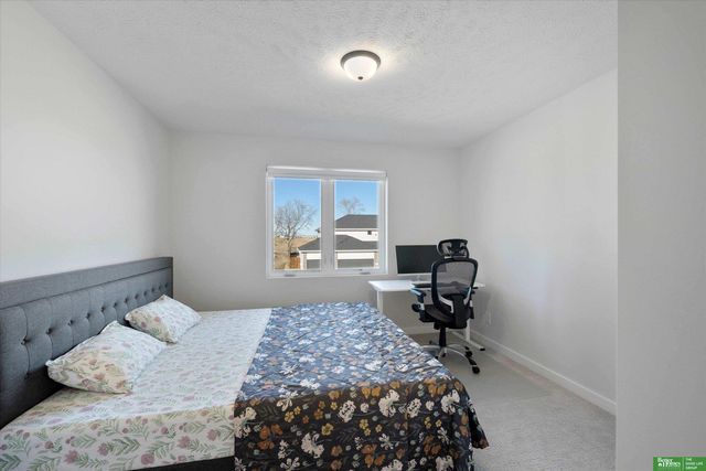 17605 Potter Street, Bennington, NE 68007