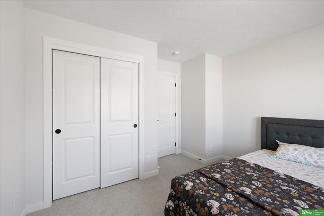 17605 Potter Street, Bennington, NE 68007