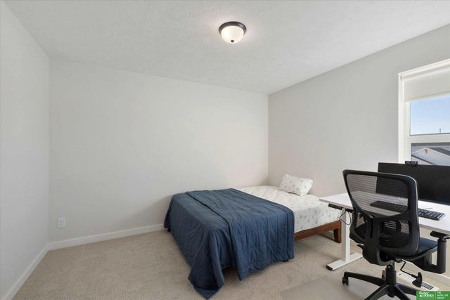 17605 Potter Street, Bennington, NE 68007