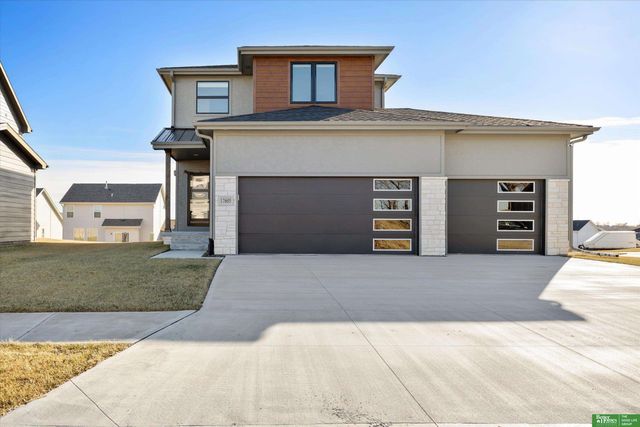 17605 Potter Street, Bennington, NE 68007