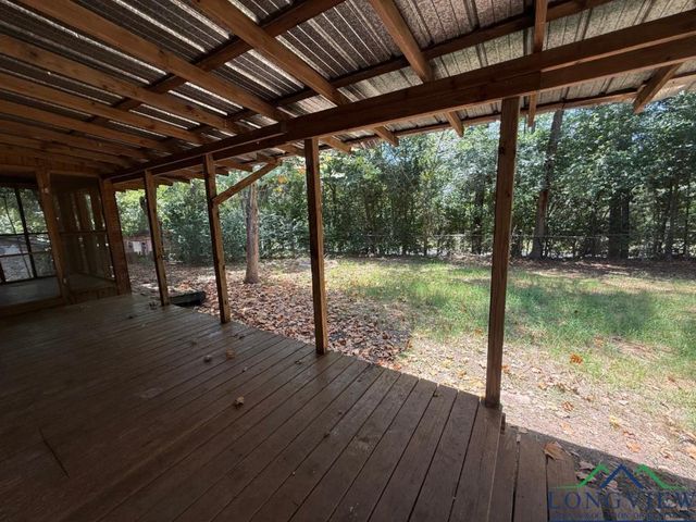 706 Budd Pl, Longview, TX 75602