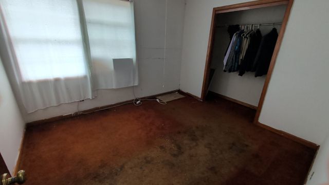 2497 Steam Mill Ferry Rd, Jackson, TN 38301