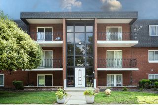 17005 Albany Avenue 202, Hazel Crest, IL 60429