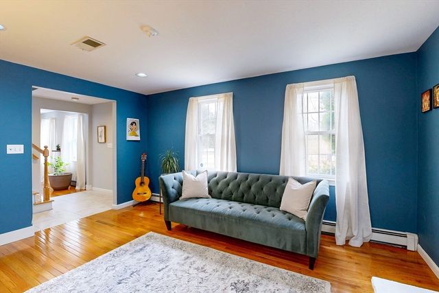 475 Old Post Rd, Sharon, MA 02067