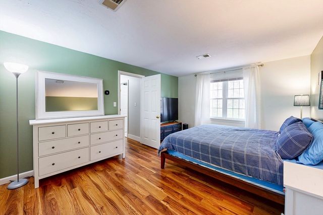 475 Old Post Rd, Sharon, MA 02067