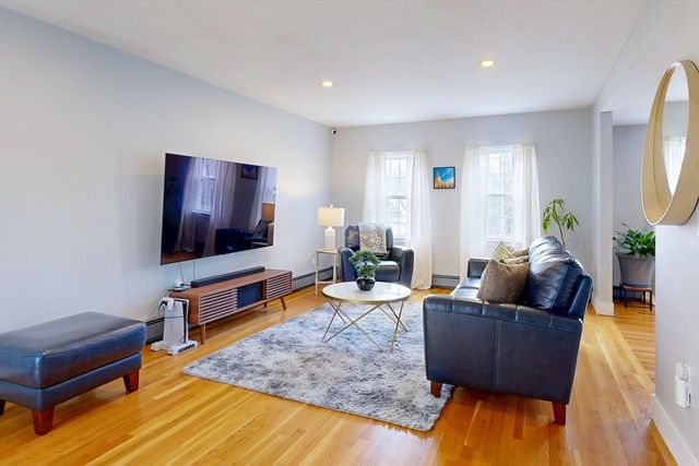 475 Old Post Rd, Sharon, MA 02067