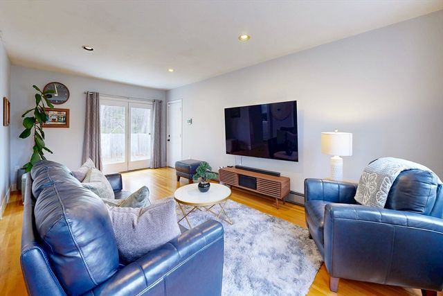 475 Old Post Rd, Sharon, MA 02067