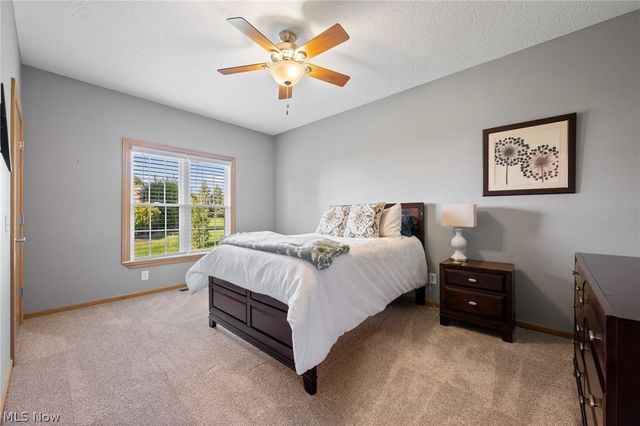 8612 Mackenzie Avenue NW, North Canton, OH 44720