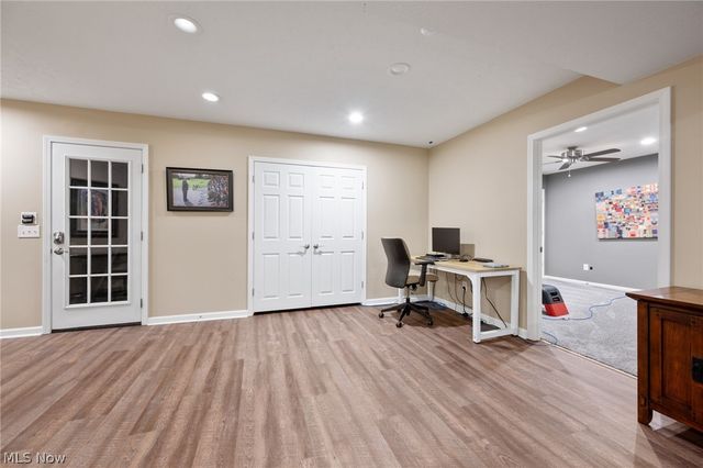 8612 Mackenzie Avenue NW, North Canton, OH 44720