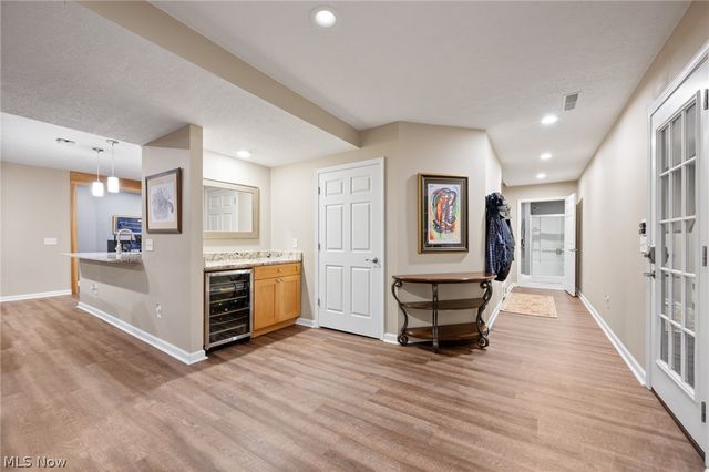 8612 Mackenzie Avenue NW, North Canton, OH 44720