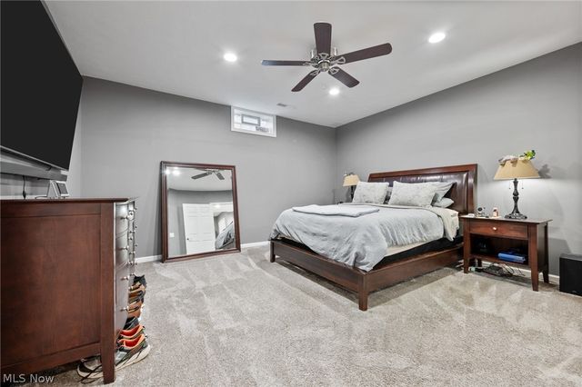 8612 Mackenzie Avenue NW, North Canton, OH 44720