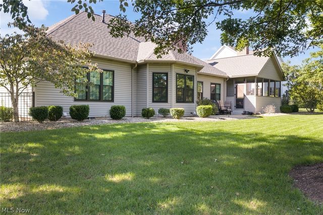 8612 Mackenzie Avenue NW, North Canton, OH 44720