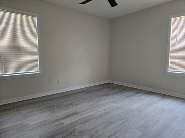 10518 Royal Oaks Drive, Houston, TX 77016