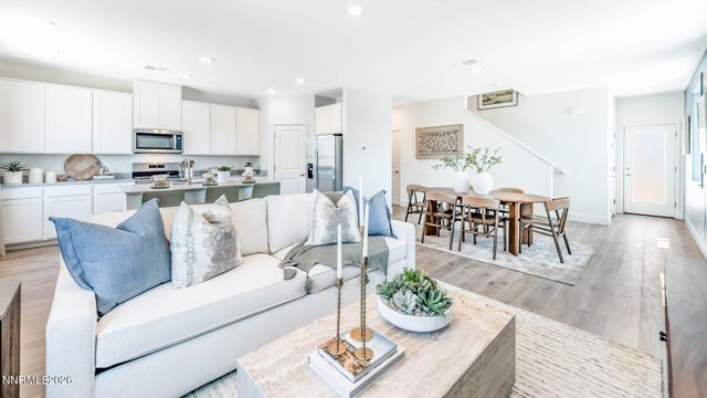 1882 Bella Rosa Alley, Minden, NV 89423