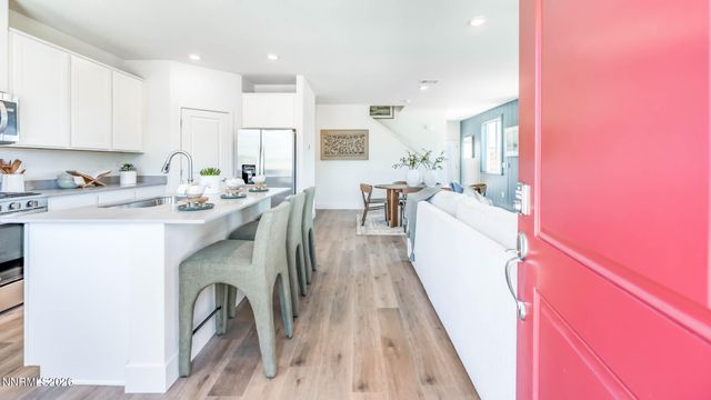 1882 Bella Rosa Alley, Minden, NV 89423