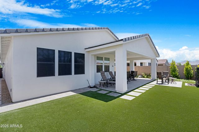 17616 W MIDDLEBURY Street, Surprise, AZ 85388