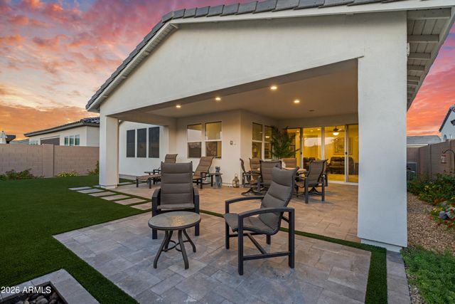 17616 W MIDDLEBURY Street, Surprise, AZ 85388