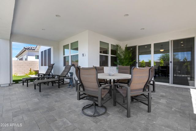 17616 W MIDDLEBURY Street, Surprise, AZ 85388