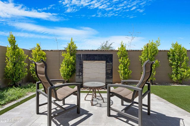 17616 W MIDDLEBURY Street, Surprise, AZ 85388