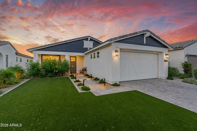 17616 W MIDDLEBURY Street, Surprise, AZ 85388