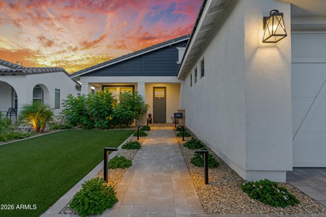17616 W MIDDLEBURY Street, Surprise, AZ 85388