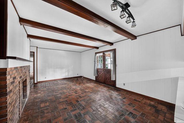 1915 Churchill Drive, South Bend, IN 46617