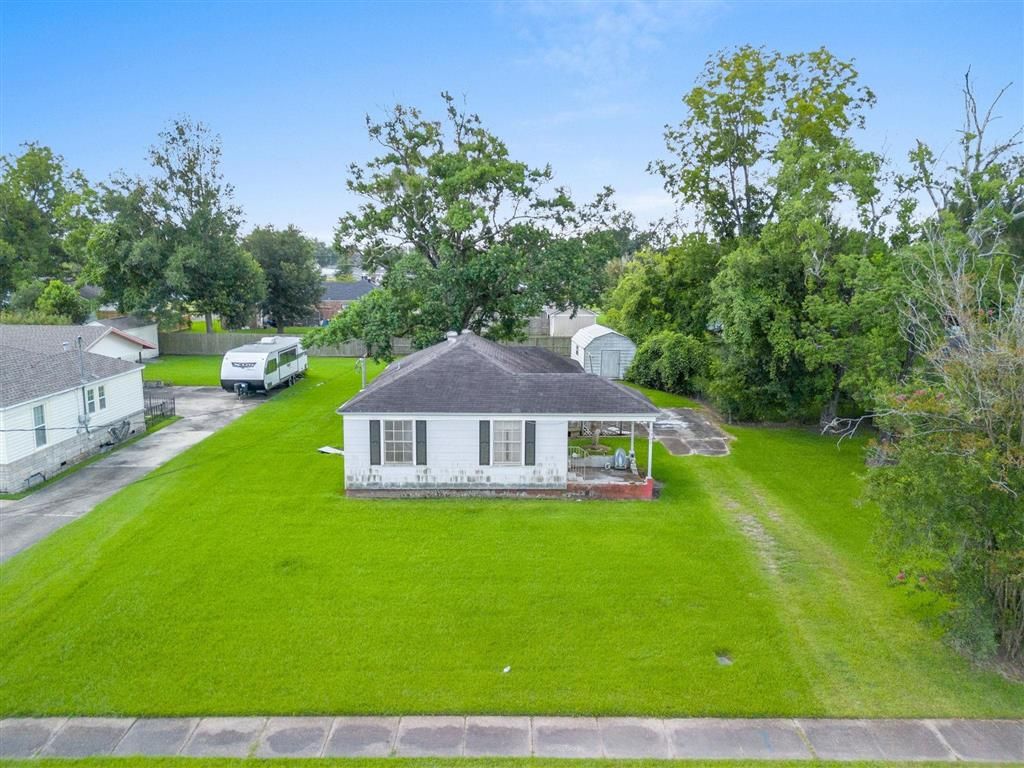 1302 Virginia Street, Lake Charles, LA 70607