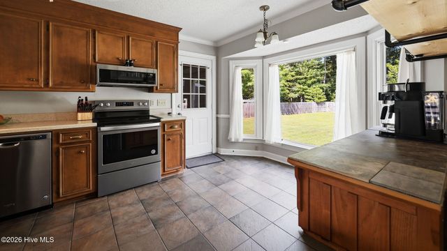 111 Duchess Drive, Winterville, NC 28590