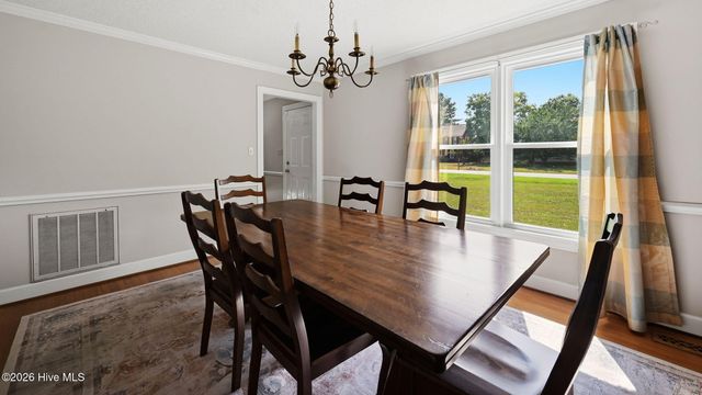 111 Duchess Drive, Winterville, NC 28590