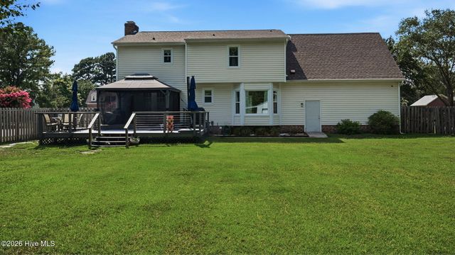 111 Duchess Drive, Winterville, NC 28590